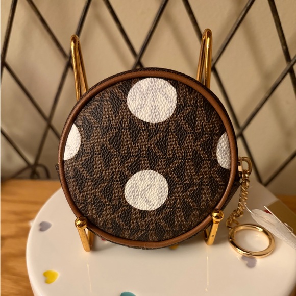 Michael Kors Coin Pouch NWT - Picture 2 of 6